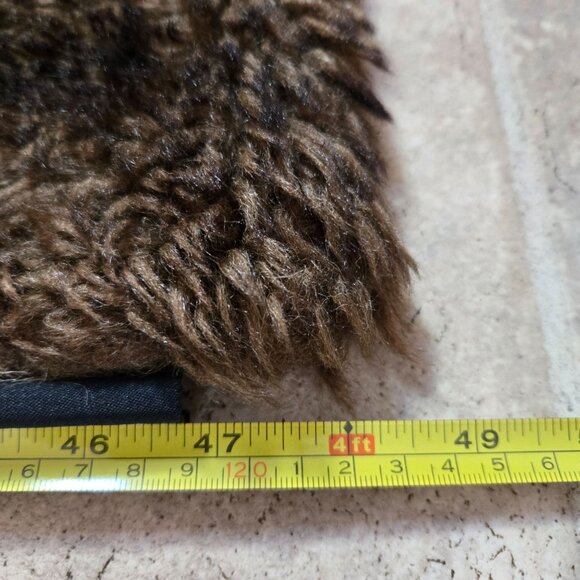 Tahari Home Faux Fur Throw Blanket 50x60 Dark Brown Tan Stripped - Picture 5 of 6